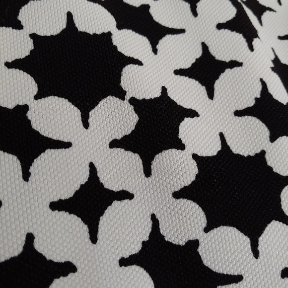 Bobeau High Neck Black and White Sleeveless Top Size Women's Small - Picture 7 of 9